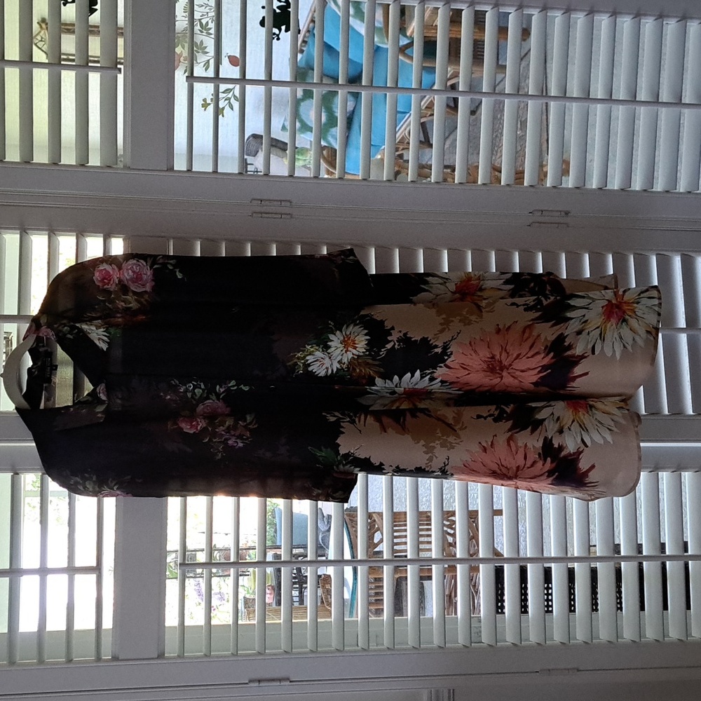 NWOT Teri Jon Floral Dress
